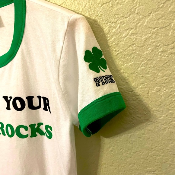 ☘️ NWOT Shake Your Shamrocks T ☘️ - Picture 7 of 7